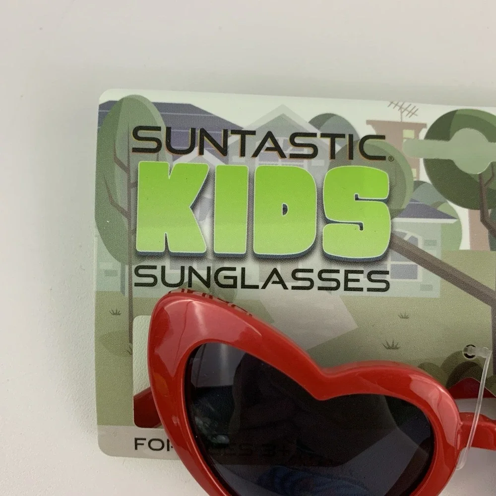 Foster Grant Suntastic Kids Heart Sunglasses Red UVA UVB Protection Age 3+